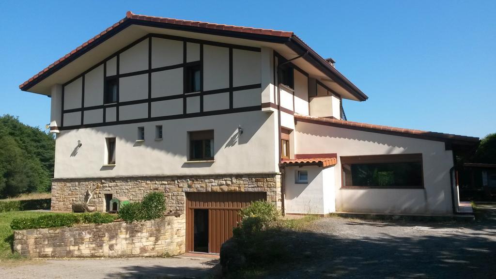 Casa Rural Ibarrondo Etxea Mungia Extérieur photo