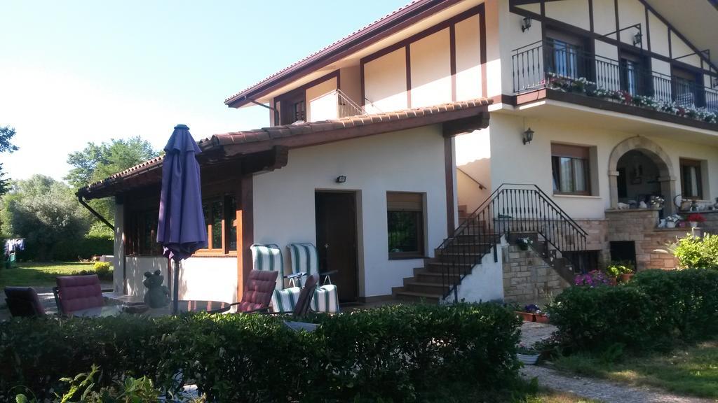 Casa Rural Ibarrondo Etxea Mungia Extérieur photo