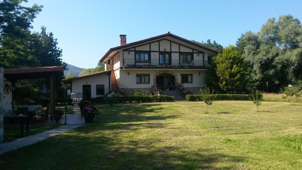 Casa Rural Ibarrondo Etxea Mungia Extérieur photo