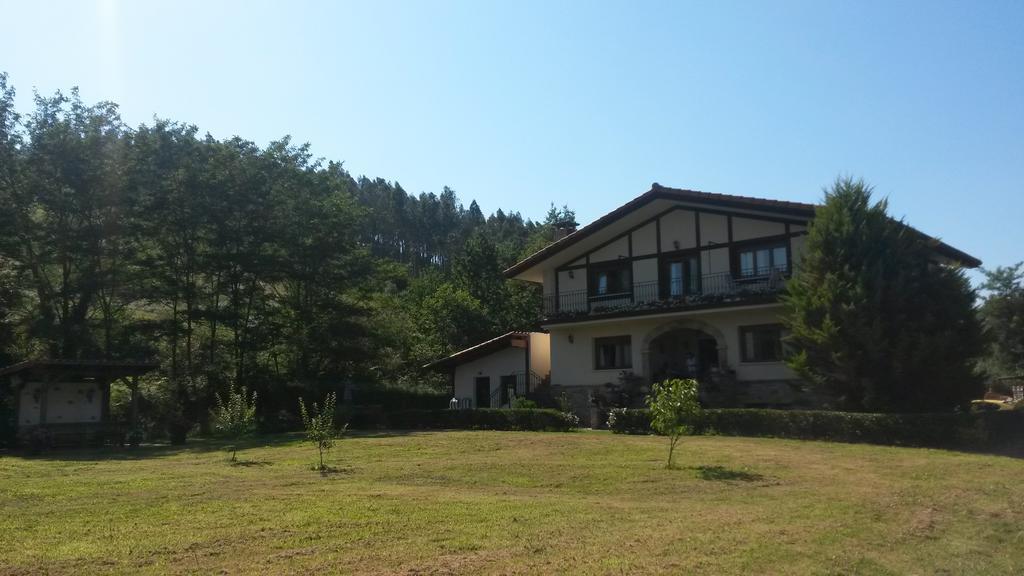 Casa Rural Ibarrondo Etxea Mungia Extérieur photo